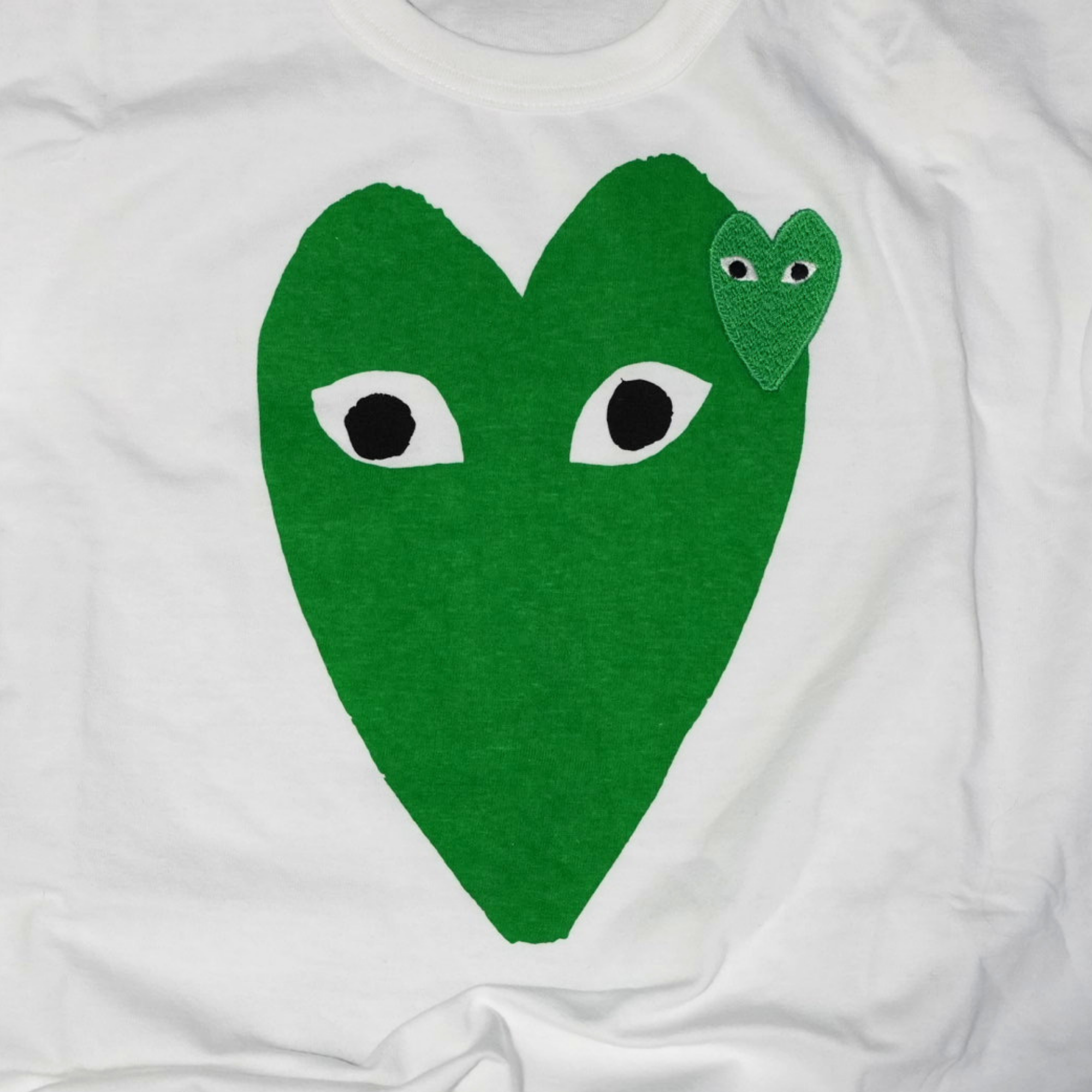 PLAY COMME DES GARCONS | Green Heart Tee