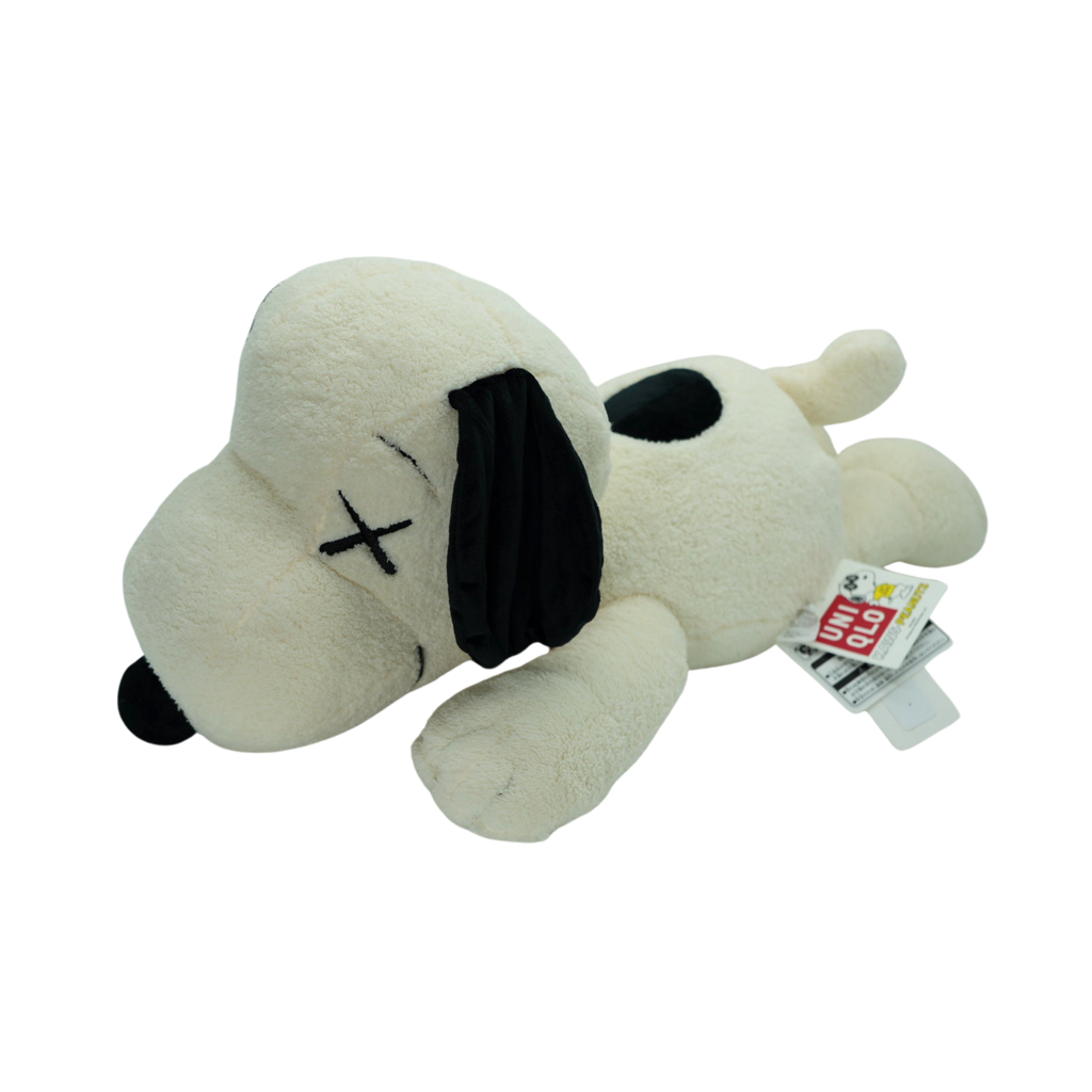 KAWS X SNOOPY X UNIQLO Plush toy