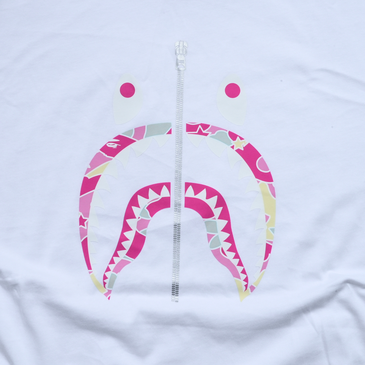 STA CAMO SHARK FACE | RELAXED FIT TEE