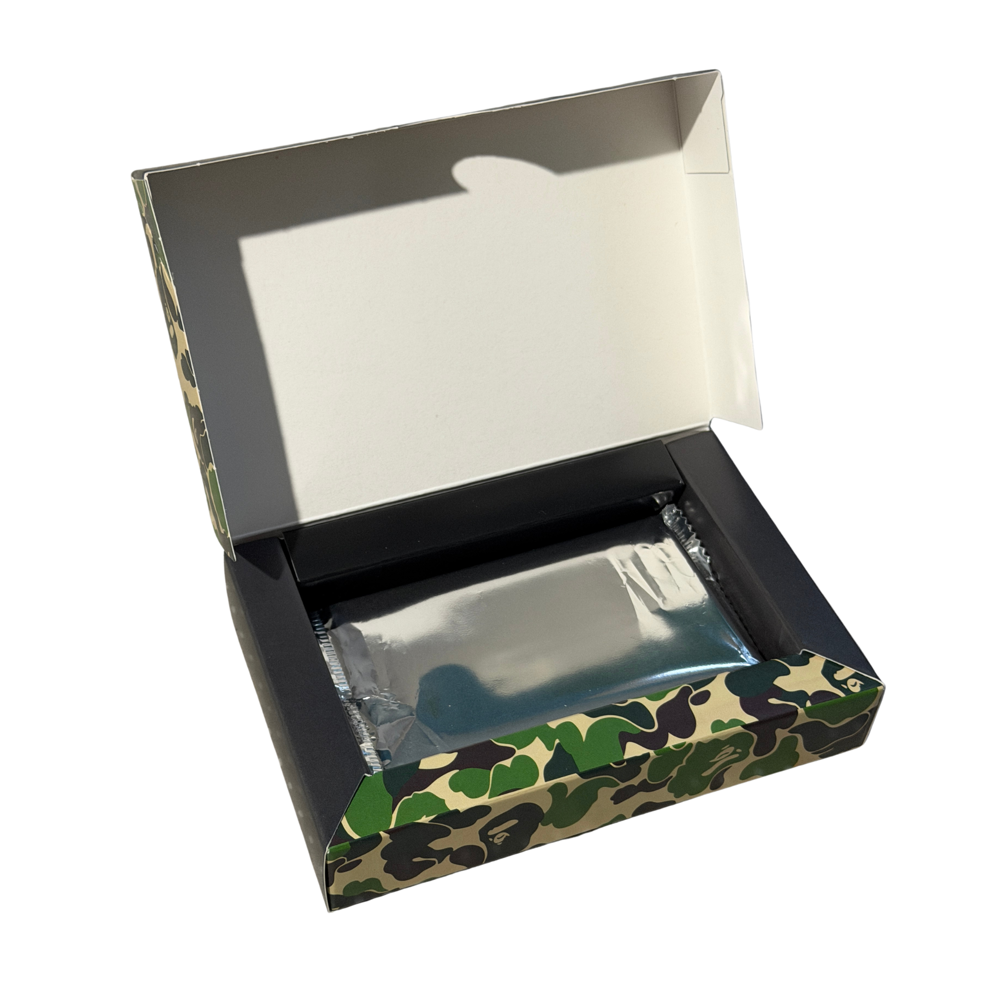 TRADING CARD BAPE X WWE